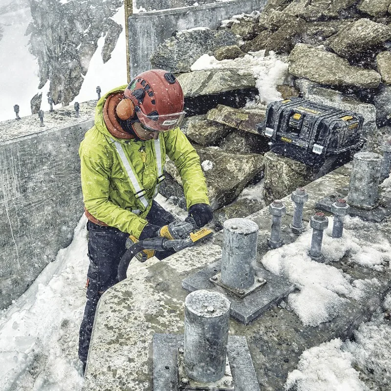 Amoladora Angular DeWalt DCG418T2-B2 de 5" 60V FlexVolt con 2 Baterías 6.0 Ah · foto 3