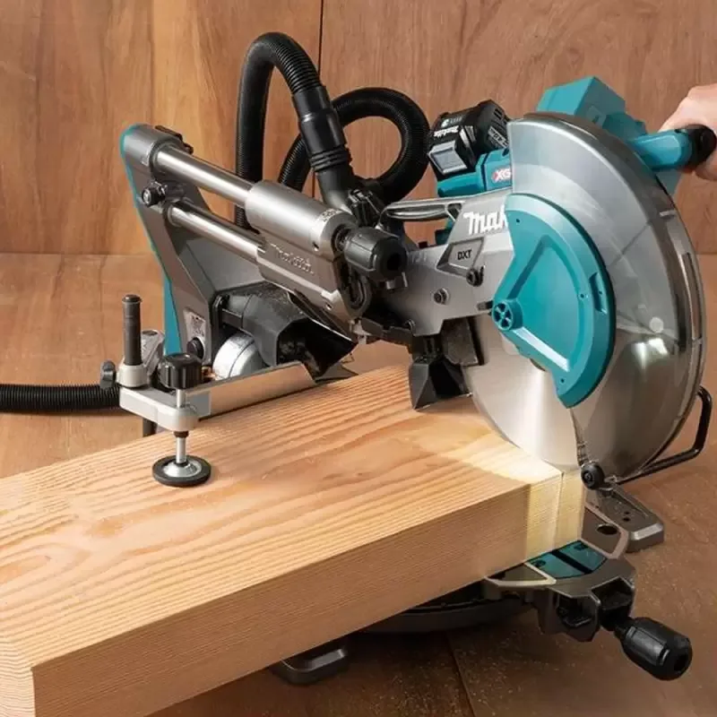 Sierra Ingleteadora Inalambrica Makita LS003GZ 12" 40V XGT (sin bateria) · foto 2