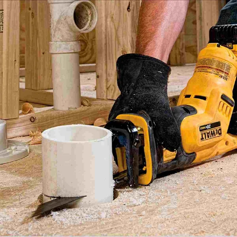 Sierra sable inalambrica DeWalt DCS387B de 20 V compacta con carrera de 1-1/8 pulgada · foto 2