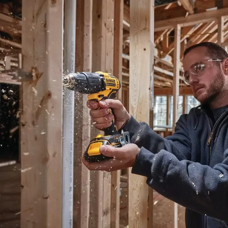 Taladro Percutor DEWALT DCD709D2-B2 Atomic 20V XR de 65 Nm con 2 Baterías 2.0 Ah · foto 4